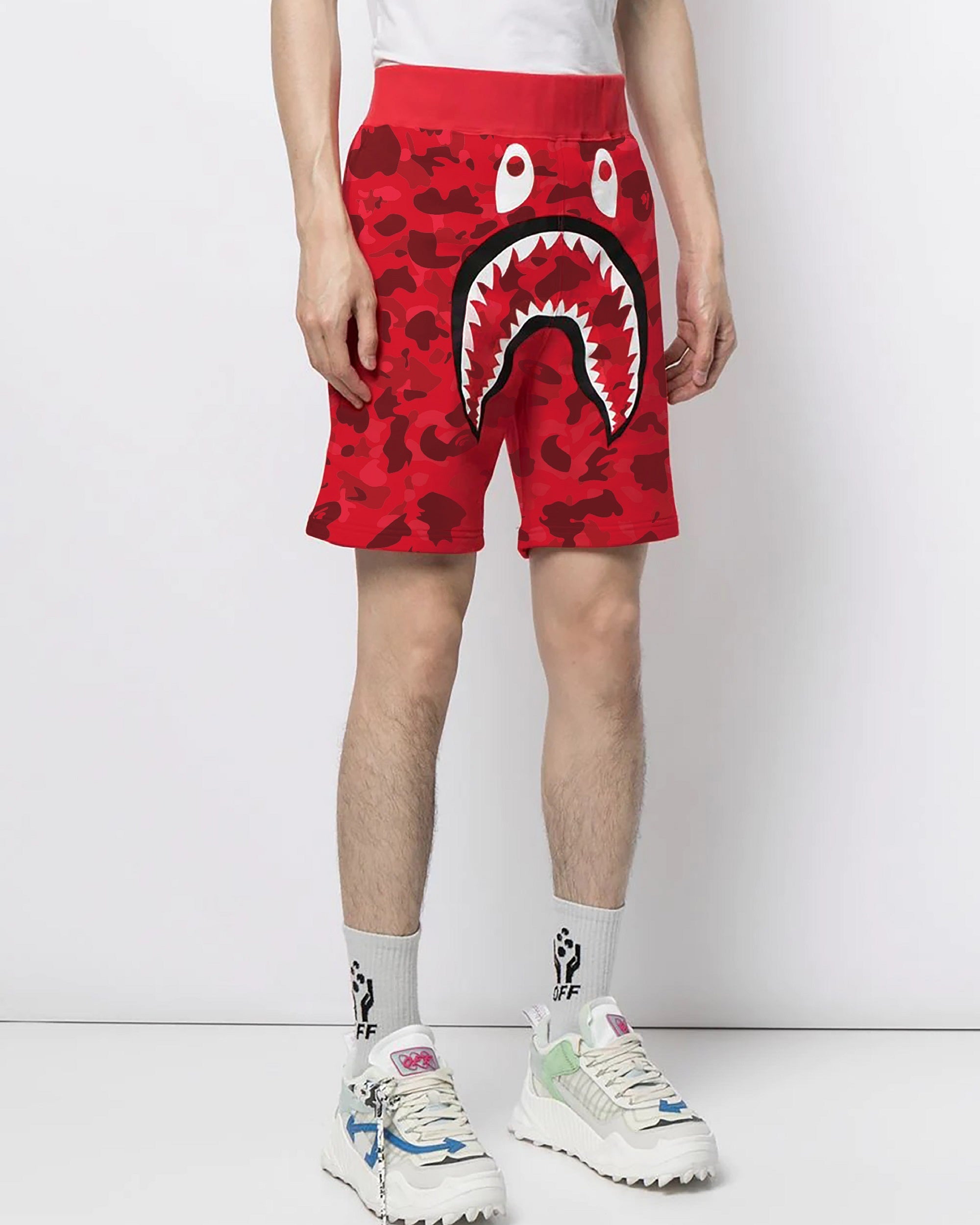 SHORT BAPE ROJO