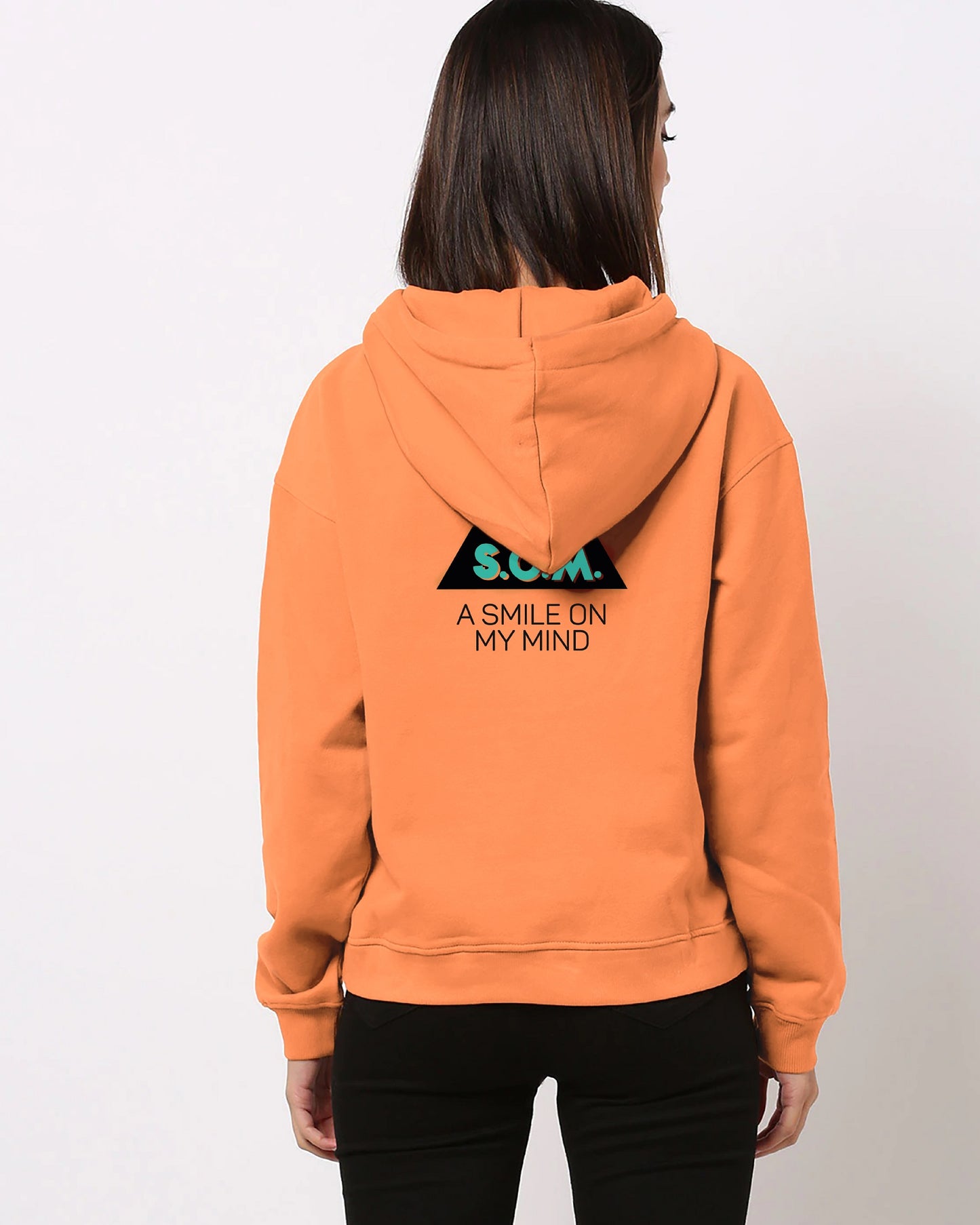 HOODIE NARANJA S.O.M